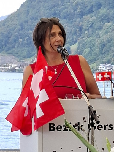 Frau Bezirksammann Sandra Häusler